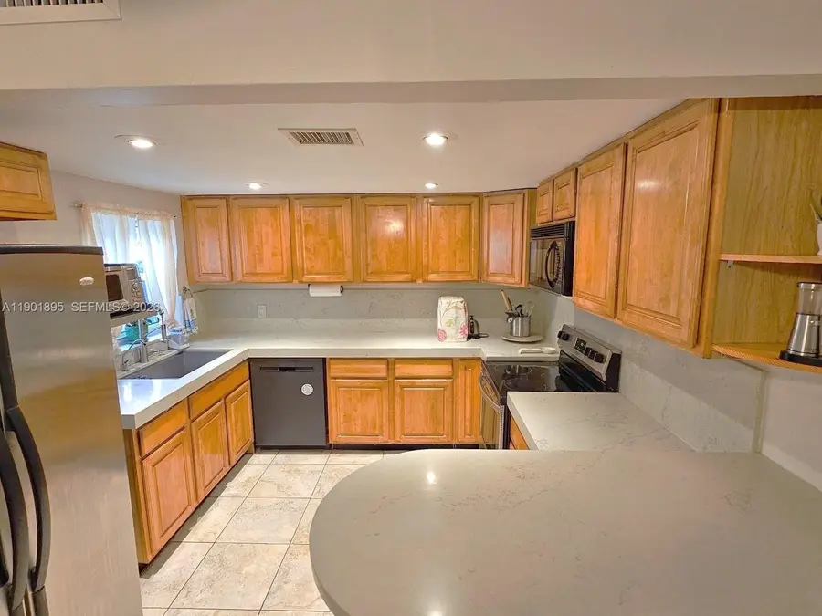 917 N 26th Ave, Hollywood, FL 33020 - Image #3