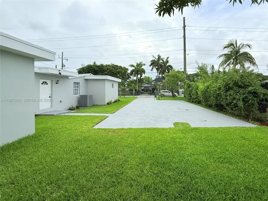 4340 SW 19th St, West Park, FL 33023 - Image #2