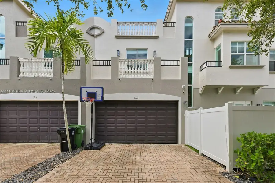 623 NE 11th Ave, Fort Lauderdale, FL 33304 - Image #3