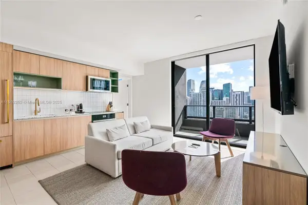 159 NE 6th St #2405, Miami, FL 33132