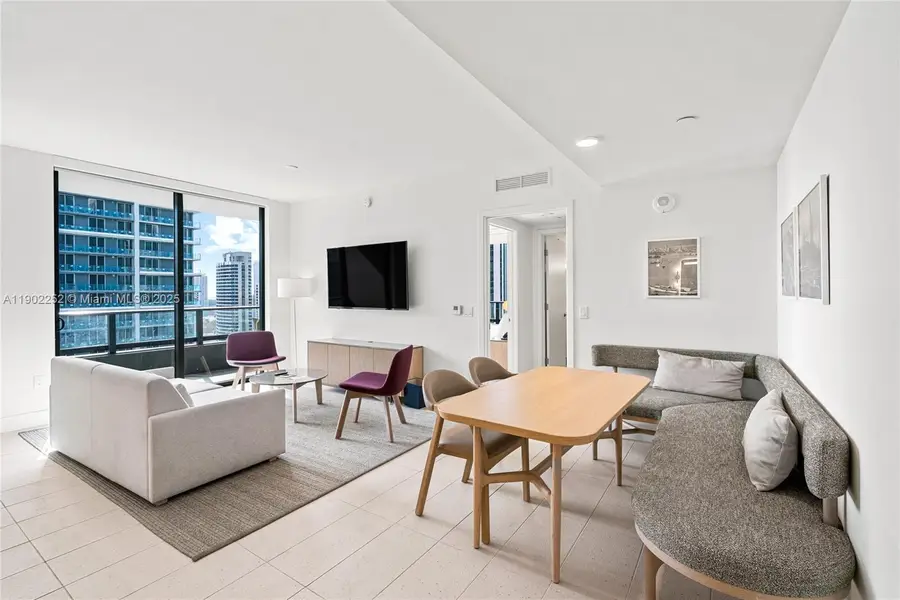 159 NE 6th St #2405, Miami, FL 33132 - Image #3