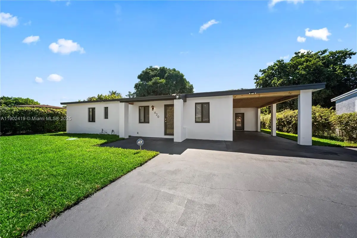 620 NW 194th St, Miami Gardens, FL 33169 - Image #1