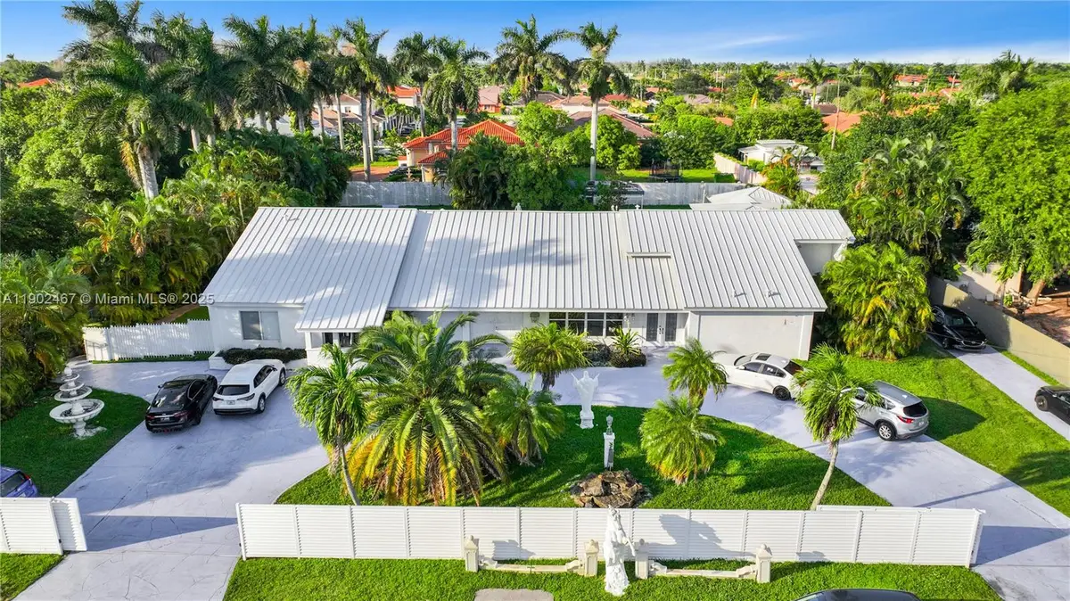 13921 SW 30th St, Miami, FL 33175 - Image #1