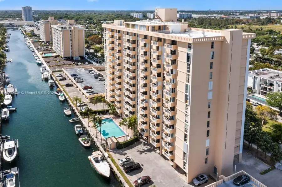2350 NE 135th St #1401, North Miami, FL 33181 - Image #2