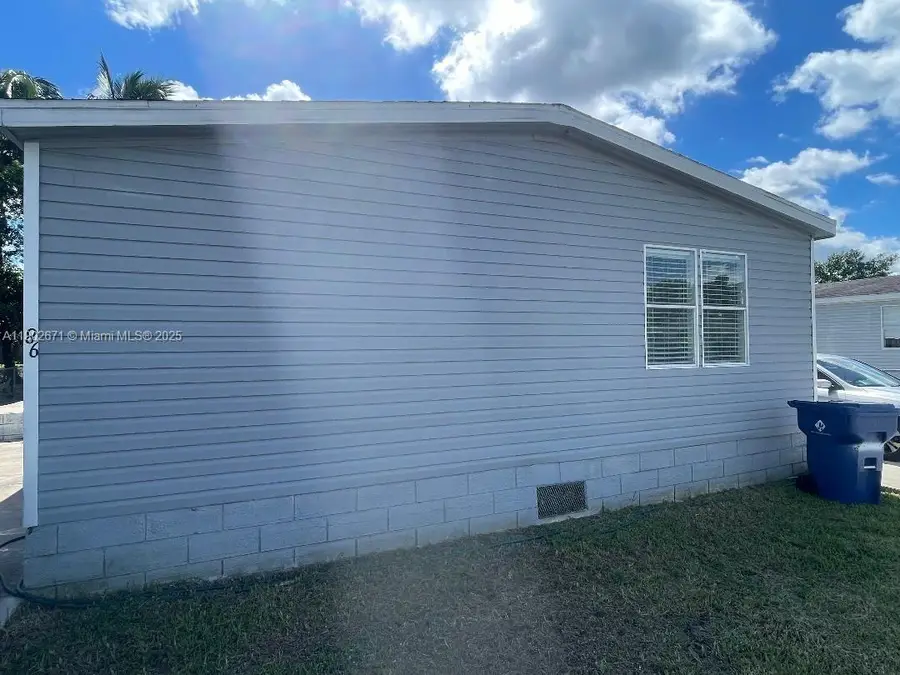 19800 SW 180th Ave Unit 86, Miami, FL 33187 - Image #2