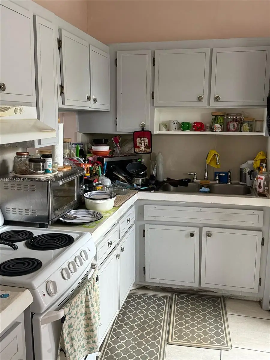 18555 NE 14th Ave #715, Miami, FL 33179 - Image #3