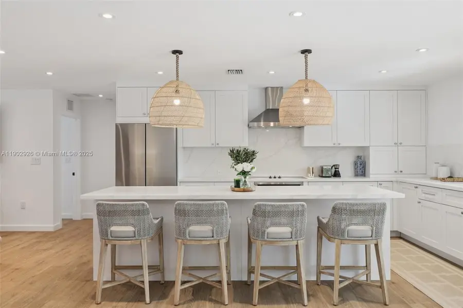 2105 SW 98th Ave, Miami, FL 33165 - Image #3