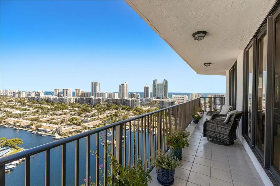 300 Three Islands Blvd #PH2A, Hallandale Beach, FL 33009 - Image #3