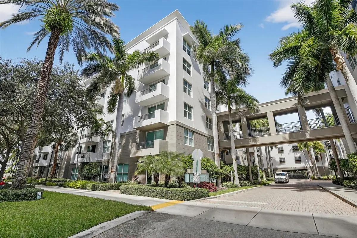 2421 NE 65th St #508, Fort Lauderdale, FL 33308 - Image #1