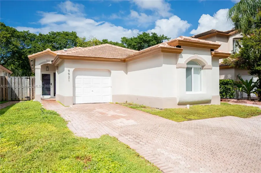 9921 Nw 32 St, Doral, FL 33172 - Image #2