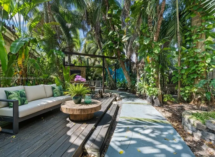 2101 NW 15th Ter, Homestead, FL 33030 - Image #2