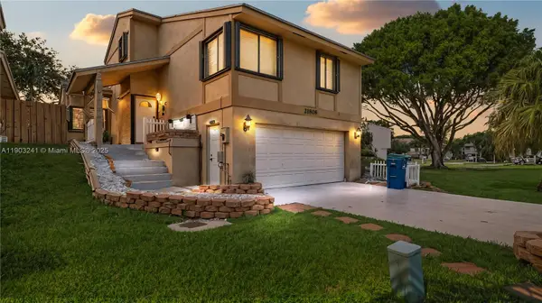 21808 SW 99th Ave, Cutler Bay, FL 33190