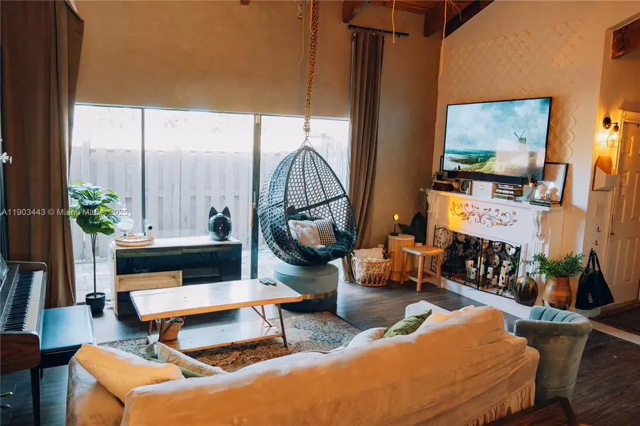 2152 SW 81st Way #TOWNHOUSE, Davie, FL 33324 - Image #2