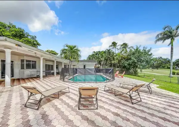 4740 N 31st Ct, Hollywood, FL 33021