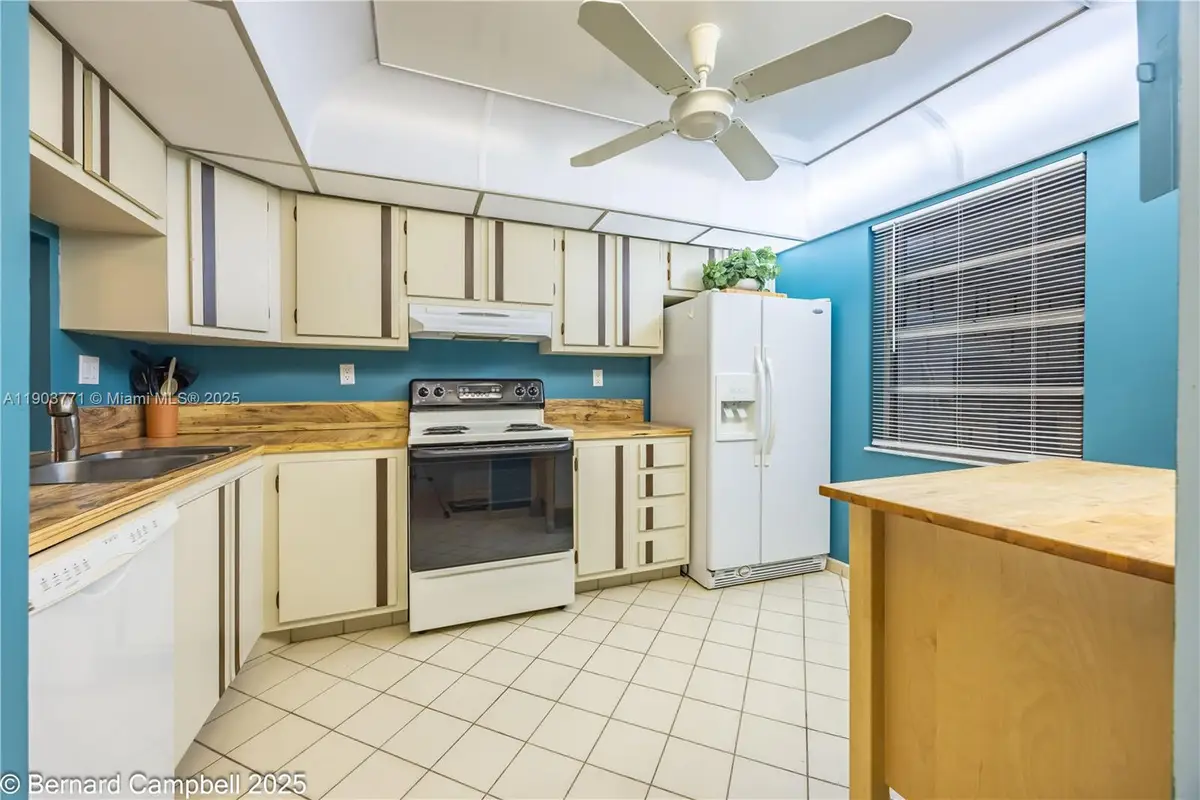 3910 Inverrary Blvd #406-B, Lauderhill, FL 33319 - Image #1