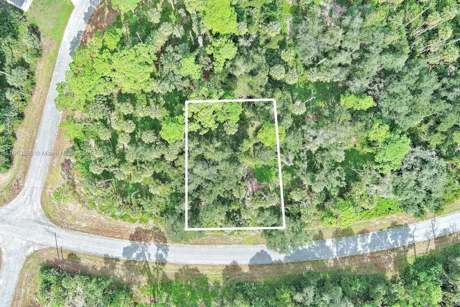 232 Sparkle Dr, Labelle, FL 33935 - Image #2