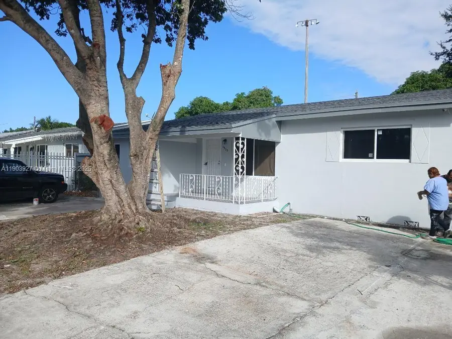 1535 NW 85th St, Miami, FL 33147 - Image #2