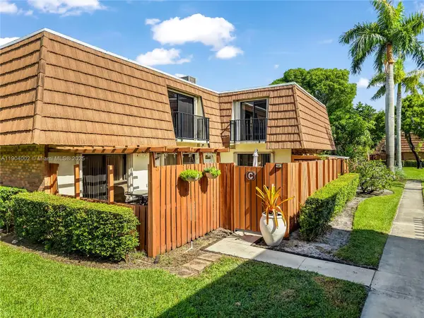 9109 C SW 20th St, Davie, FL 33324