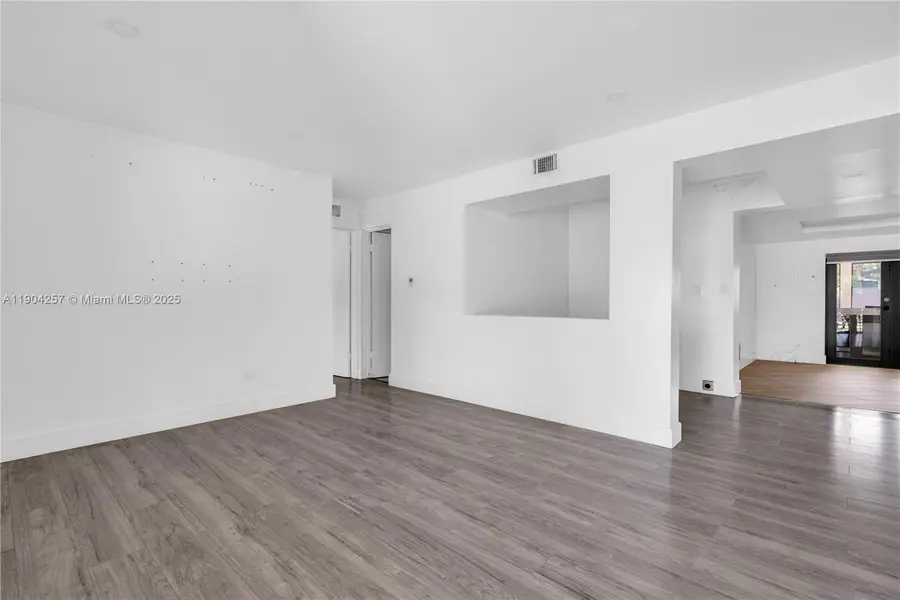 14970 Leisure Dr, Homestead, FL 33033 - Image #2