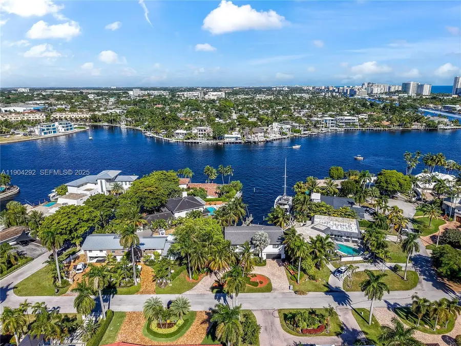 2445 SE 8 St, Pompano Beach, FL 33062 - Image #2