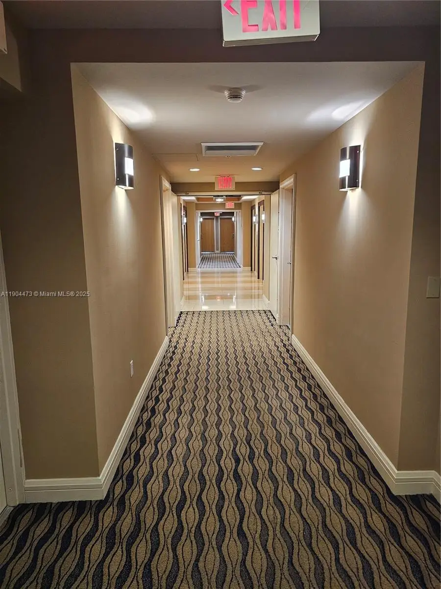 244 Biscayne Blvd #908, Miami, FL 33132 - #3