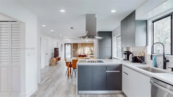 2525 Garfield St, Hollywood, FL 33020