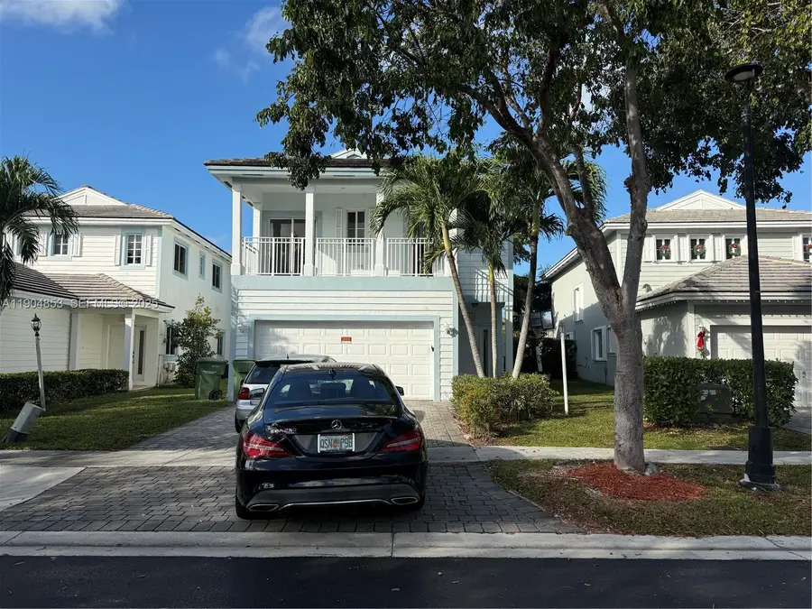 342 NE 31 Av, Homestead, FL 33033 - Image #2