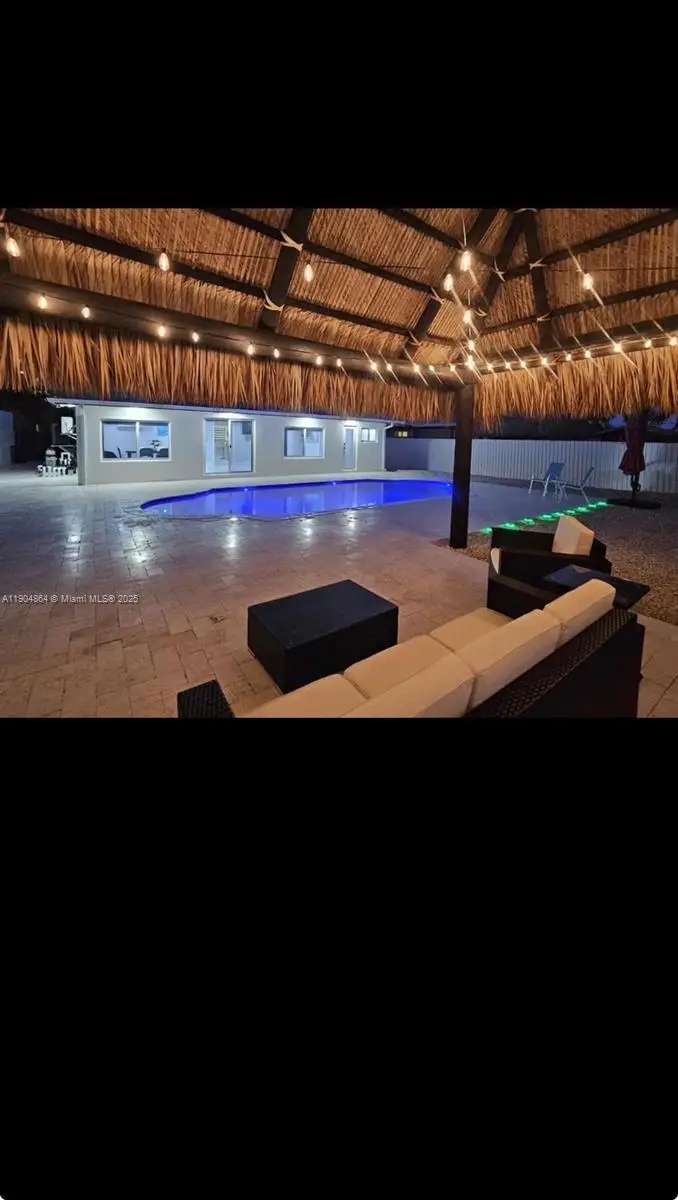 16 Fishermans Trl, Key Largo, FL 33037 - Image #1