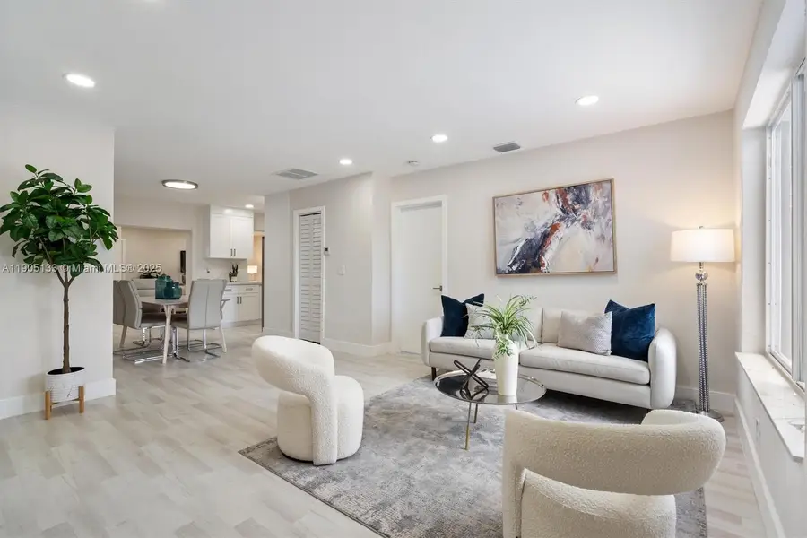 4220 SW 21st St, West Park, FL 33023 - Image #3