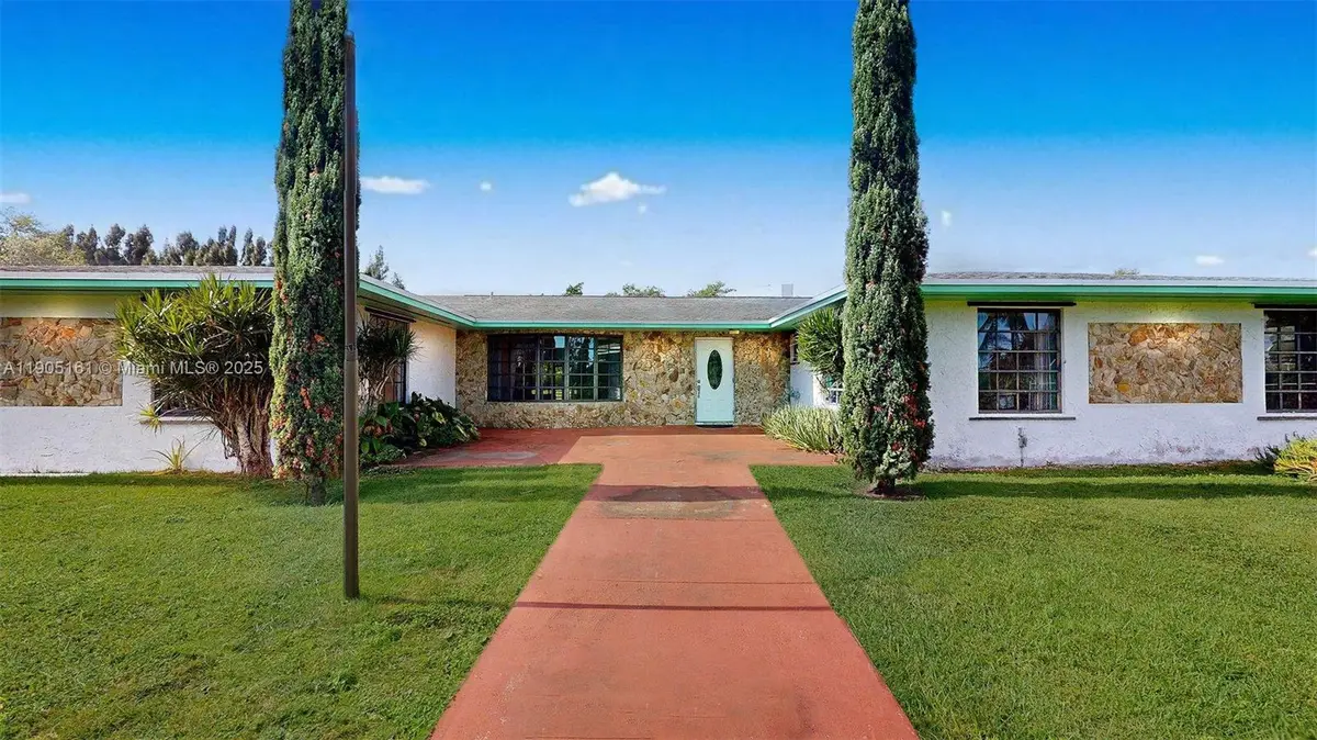 31300 SW 192nd Ave, Homestead, FL 33030 - Image #1