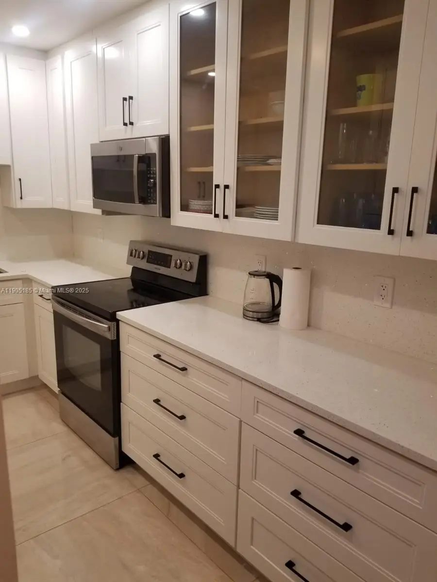 2500 Parkview Dr #2517, Hallandale Beach, FL 33009 - #3