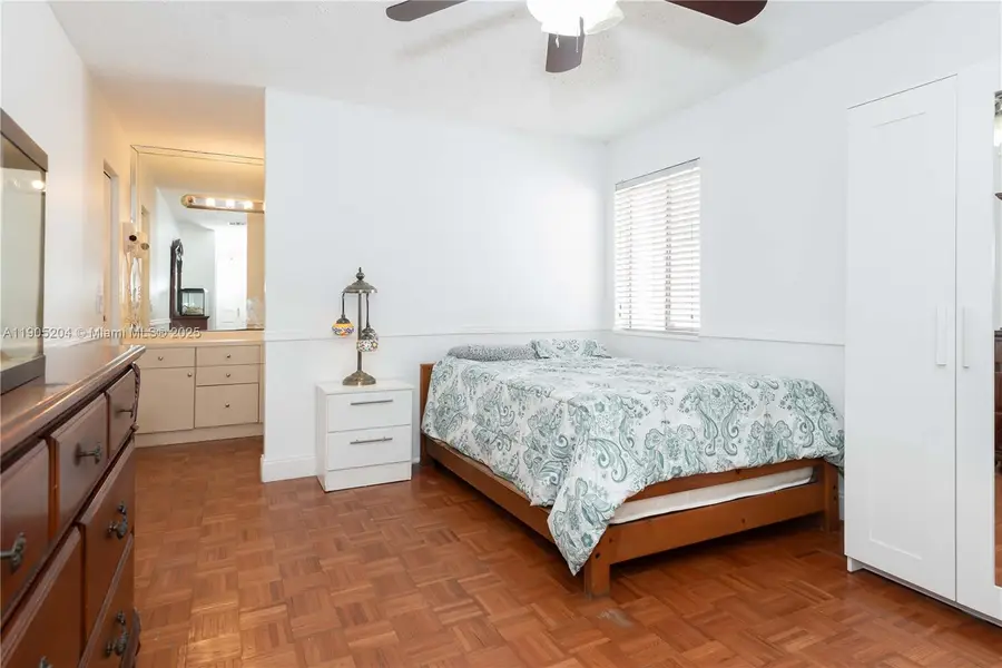 20561 SW 122nd Pl, Miami, FL 33177 - Image #2