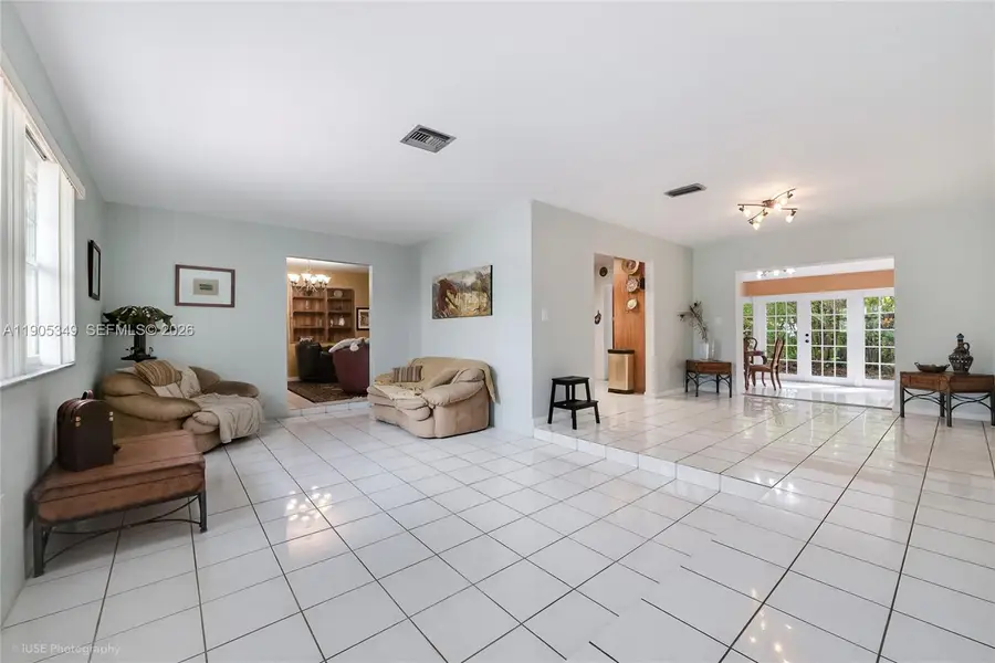 9500 SW 79th St, Miami, FL 33173 - #2