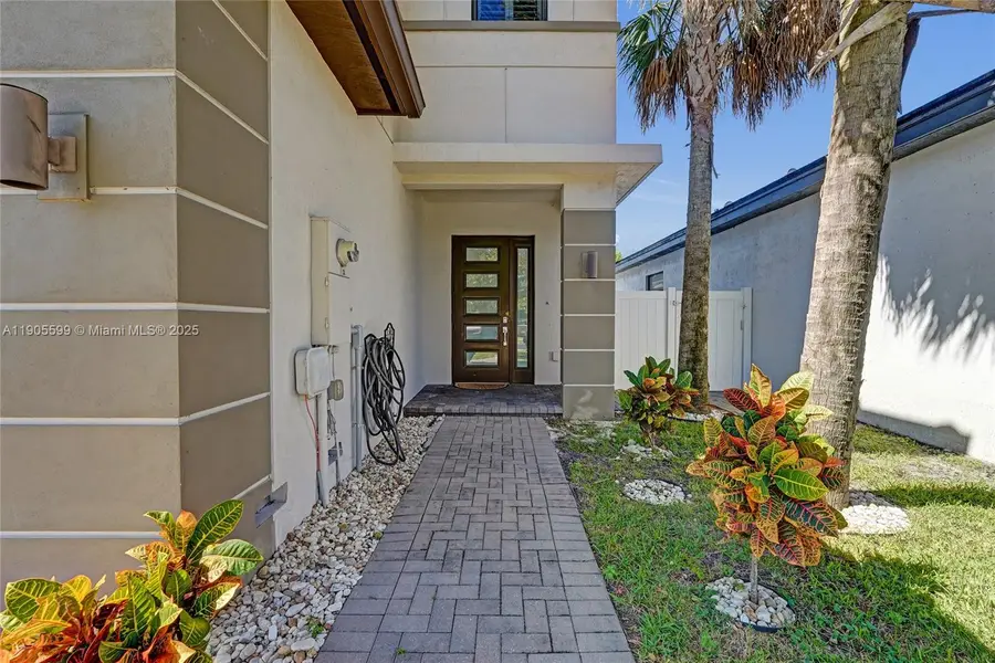 4947 Whispering Way, Dania Beach, FL 33312 - Image #3