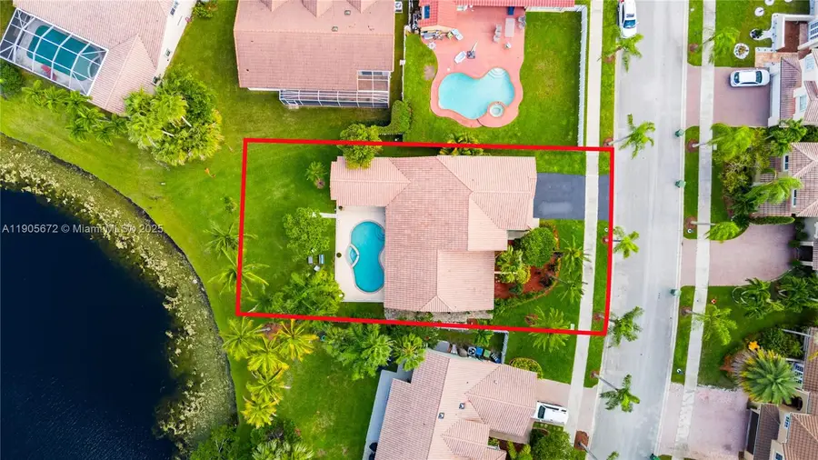 1171 Laguna Springs Dr, Weston, FL 33326 - Image #2