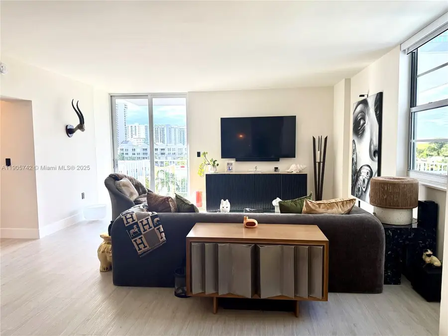 2829 Indian Creek Dr #603, Miami Beach, FL 33140 - Image #3