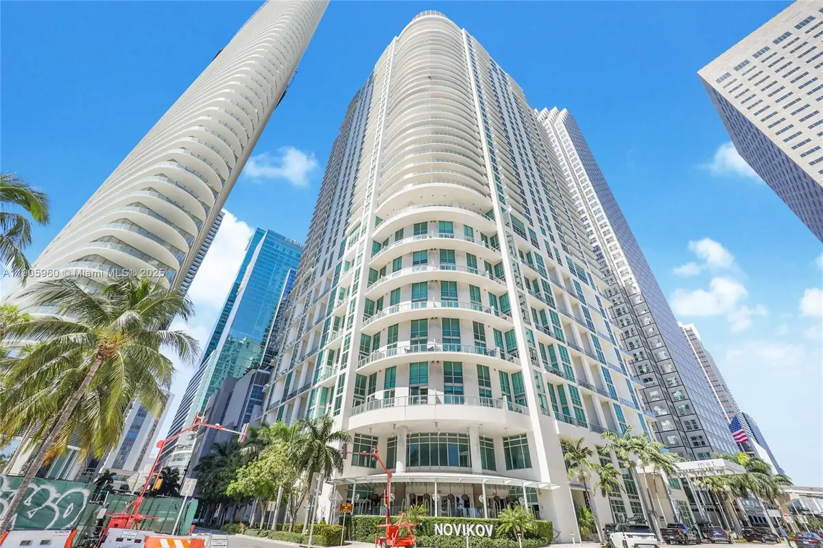 300 S Biscayne Blvd #L-414, Miami, FL 33131 - Image #1