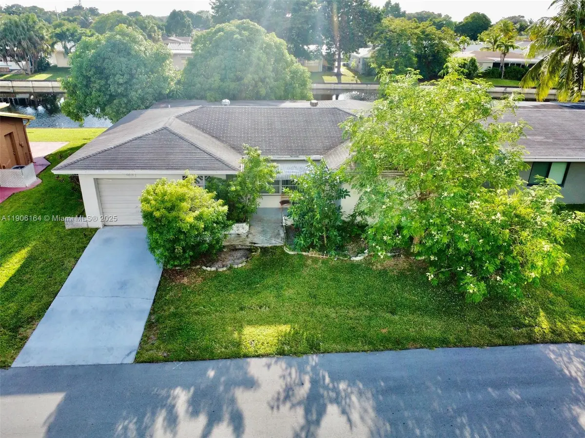 6013 NW 68th Ave, Tamarac, FL 33321 - #1