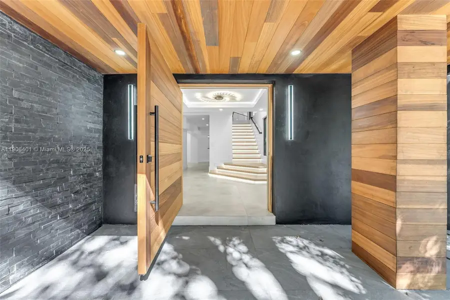 6525 SW 133rd Dr, Pinecrest, FL 33156 - Image #3