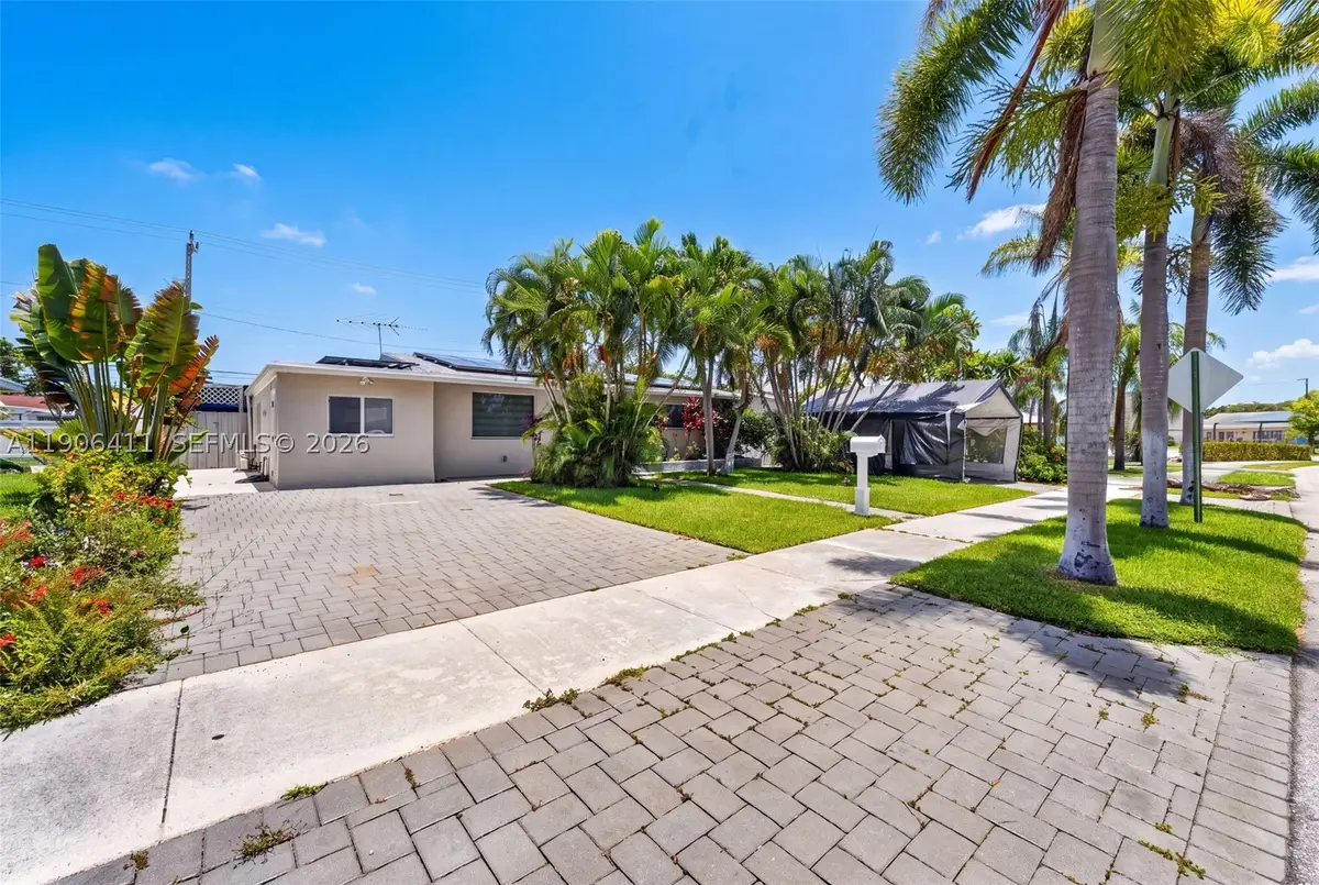 717 SE 2nd St, Deerfield Beach, FL 33441 - #1