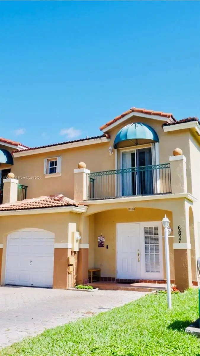 6857 SW 158th Pass, Miami, FL 33193 - Image #1