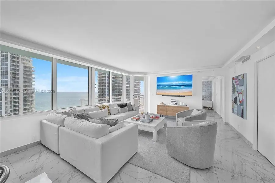 400 S Pointe Dr #2106, Miami Beach, FL 33139 - Image #3