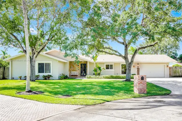 11350 SW 127th St, Miami, FL 33176