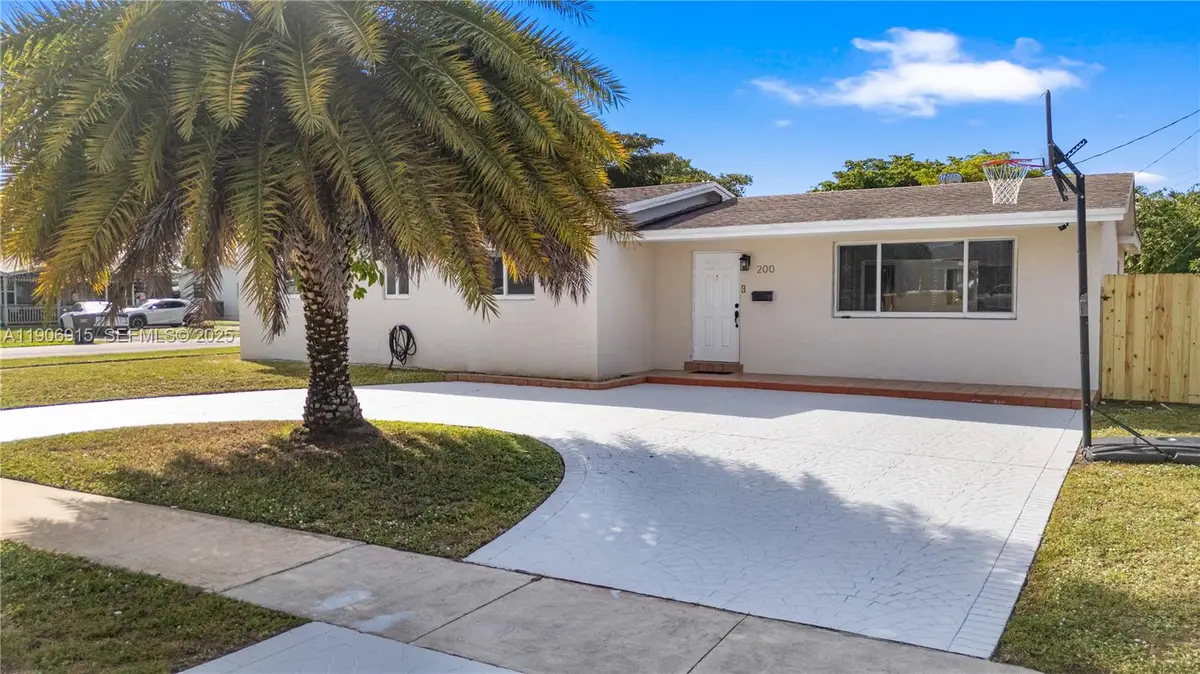 200 N 69th Ave, Hollywood, FL 33024 - Image #1