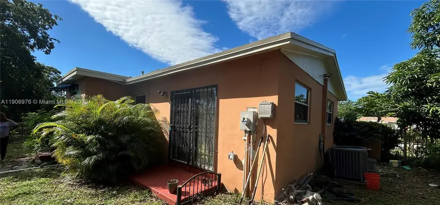 2251 NW 180th Ter, Miami Gardens, FL 33056 - Image #2