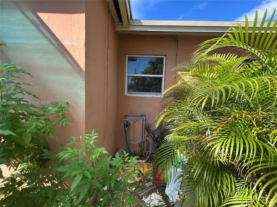 2251 NW 180th Ter, Miami Gardens, FL 33056 - Image #3