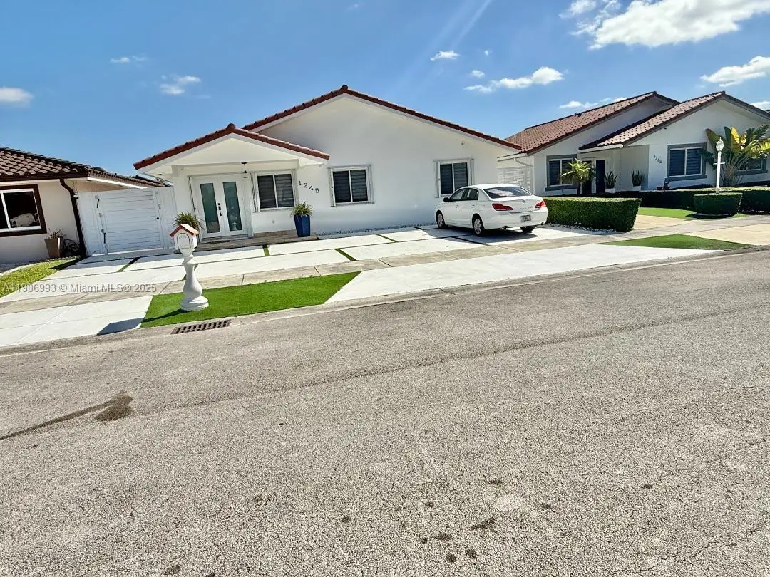 1245 SW 141st Ave, Miami, FL 33184 - Image #1