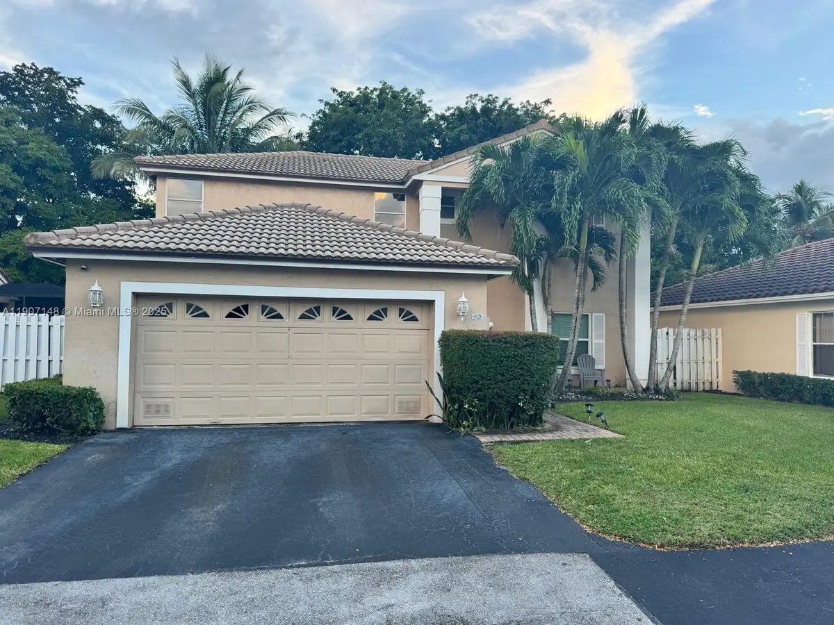 9528 NW 9th Ct, Plantation, FL 33324 - Image #1