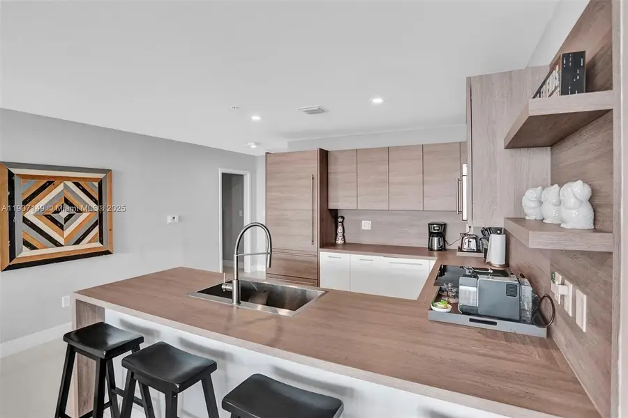 400 Sunny Isles Blvd #2021, Sunny Isles Beach, FL 33160 - #3