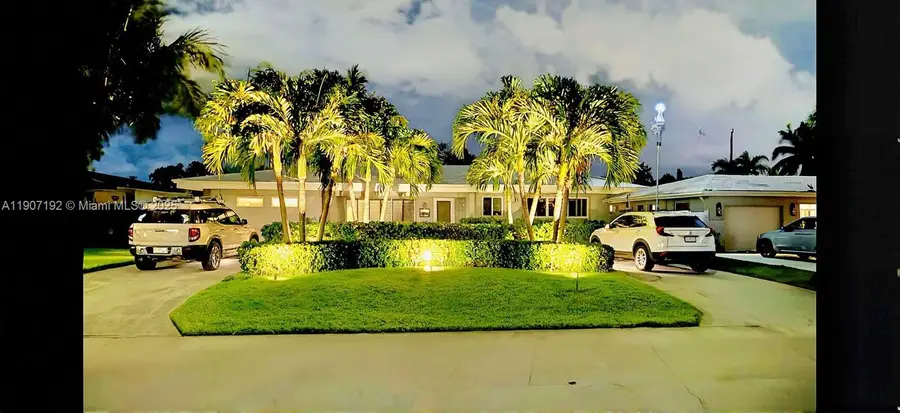 3654 NE 19th Ave, Oakland Park, FL 33308 - Image #2